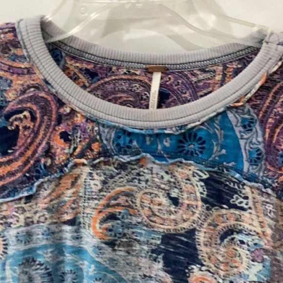 Free People Making Circles Paisley Cotton Long Sleeve Pull On Top Size XS - Picture 2 of 10